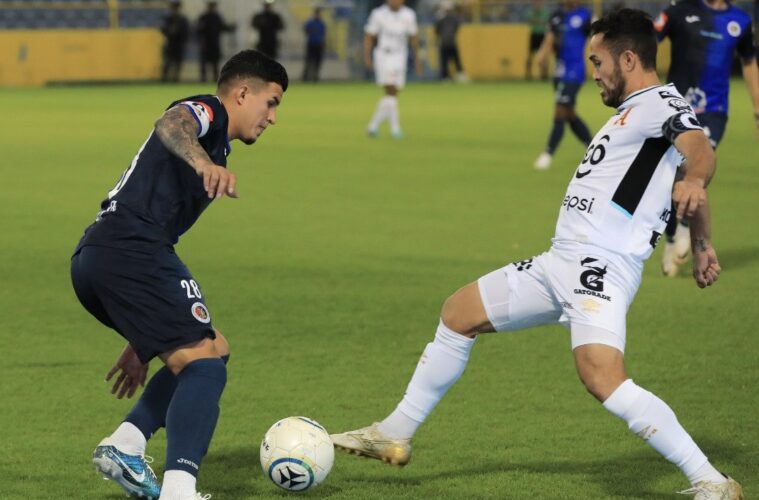 Alianza y FAS con un empate insípido con en el Cuscatlán - El Salvador  Futbol